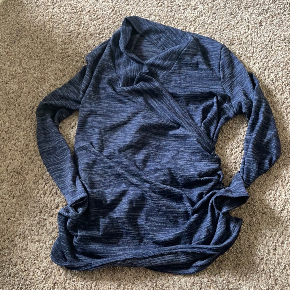 🤰🏽🤱🏽Maternity and nursing sweater
